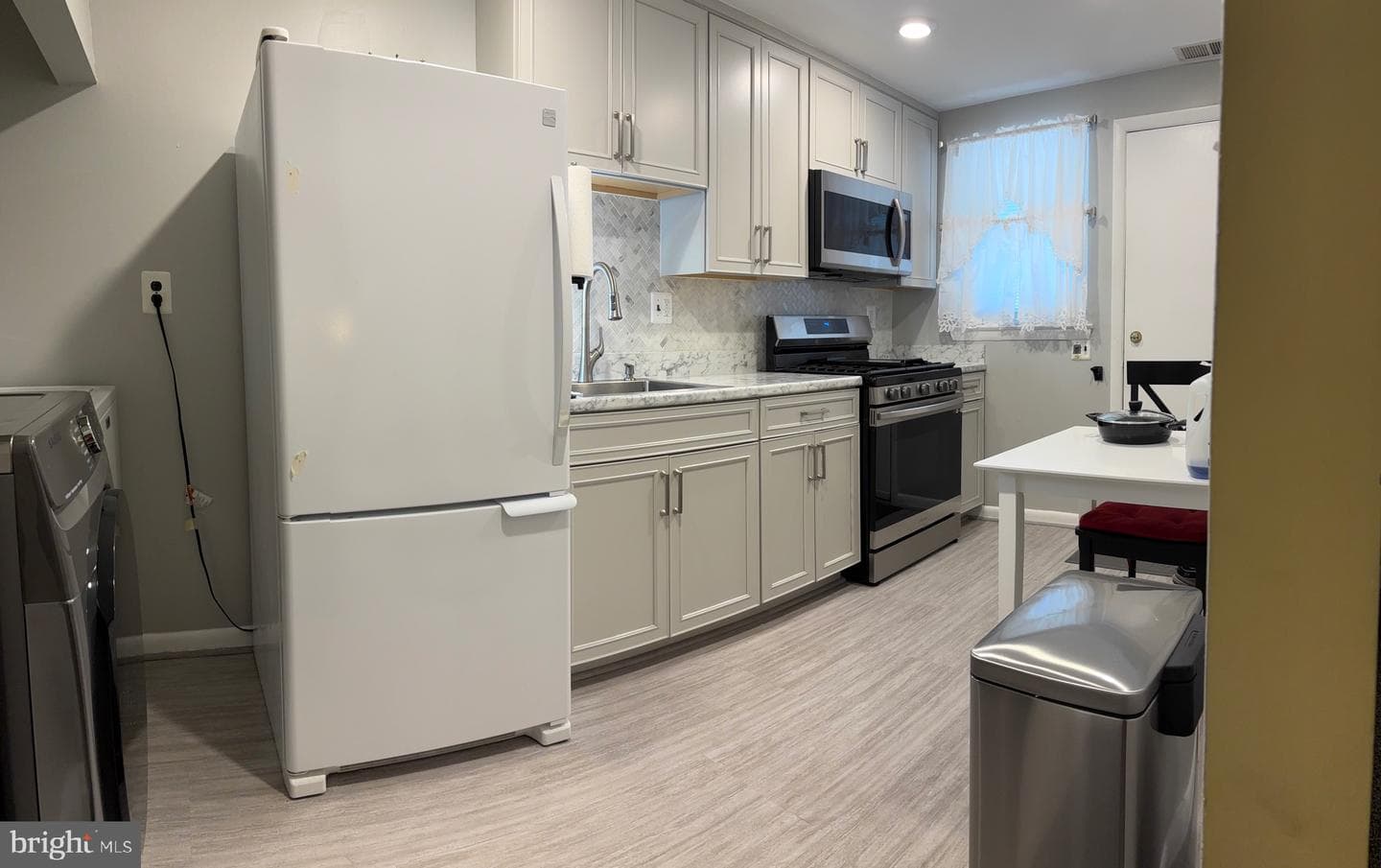 1205 Ashland Avenue photo 5