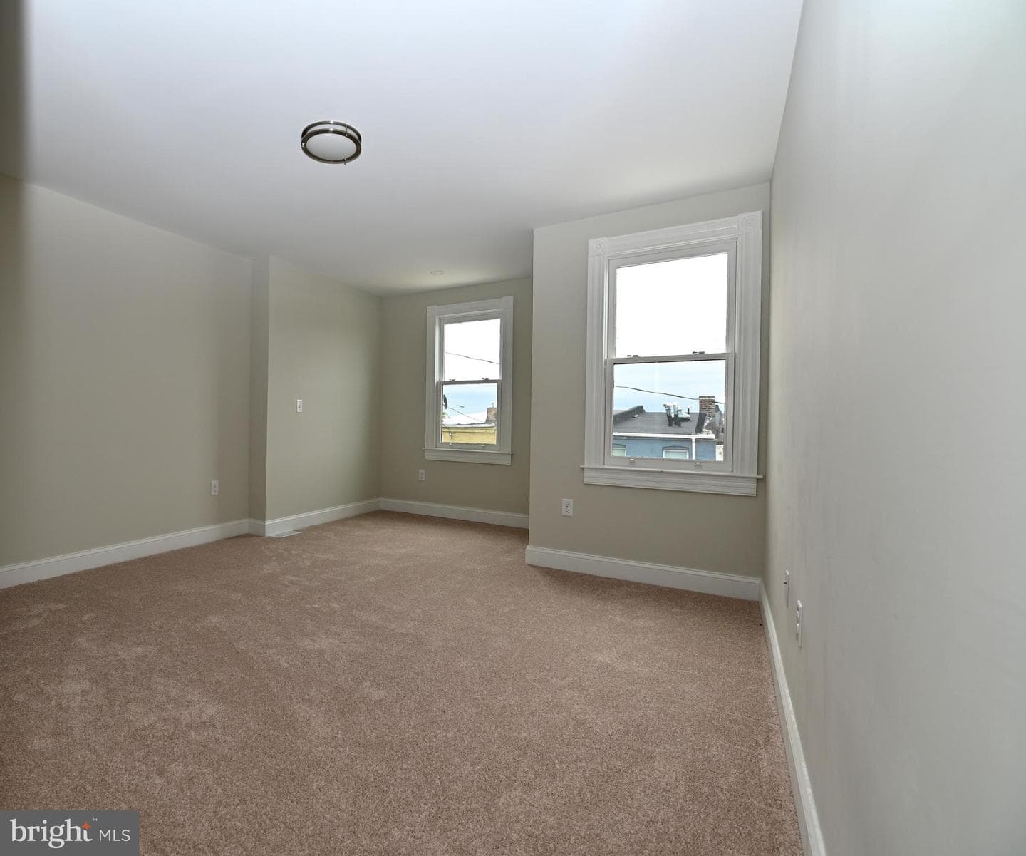2237 E Biddle Street photo 29