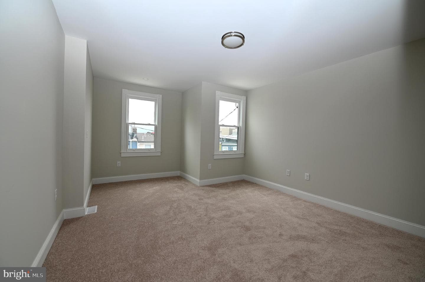 2237 E Biddle Street photo 50