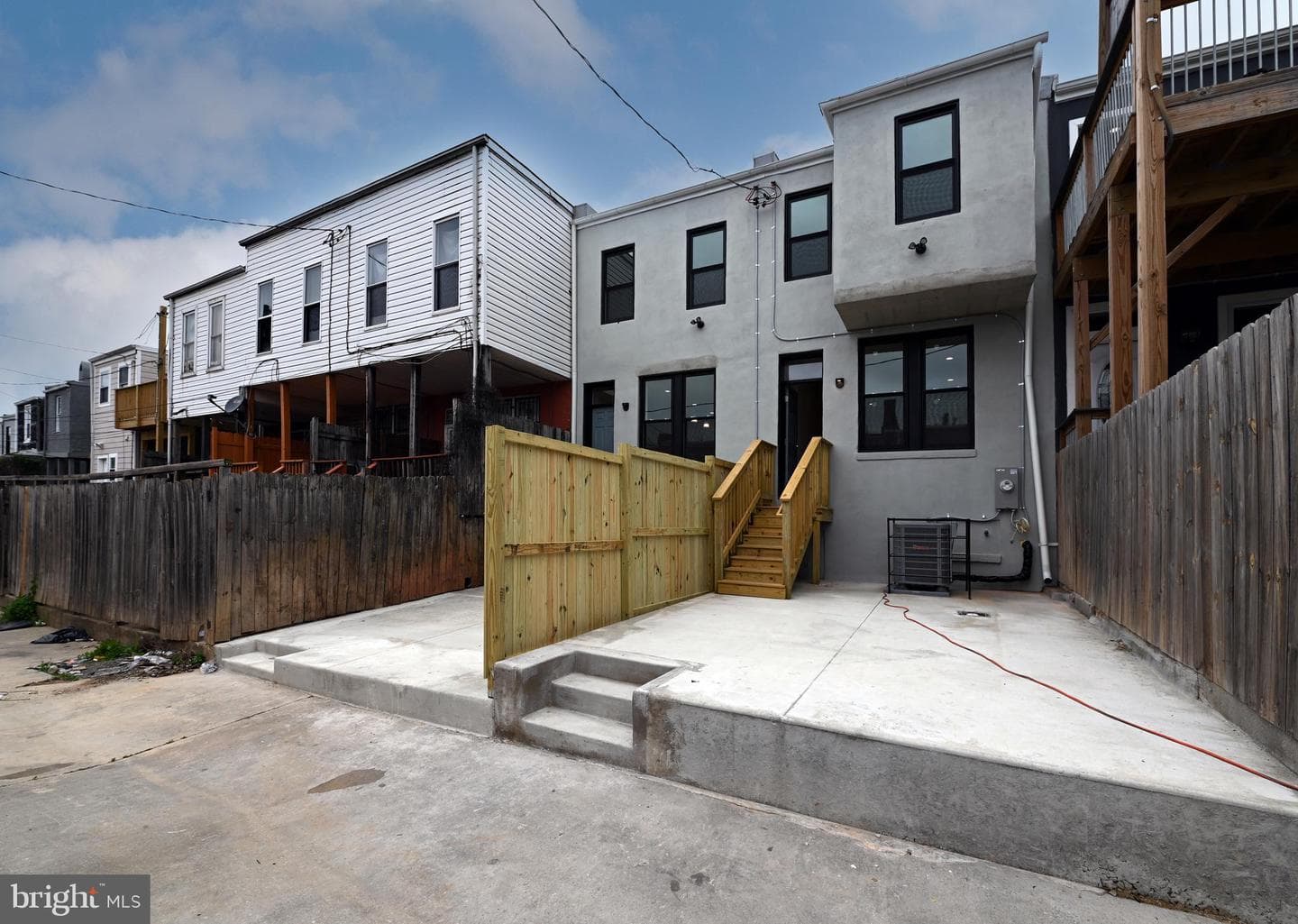 2237 E Biddle Street photo 52