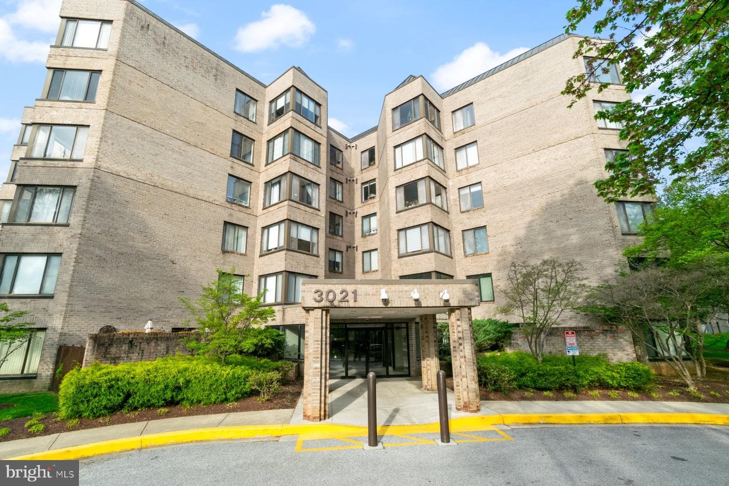 3021 Fallstaff Road #401b photo 1