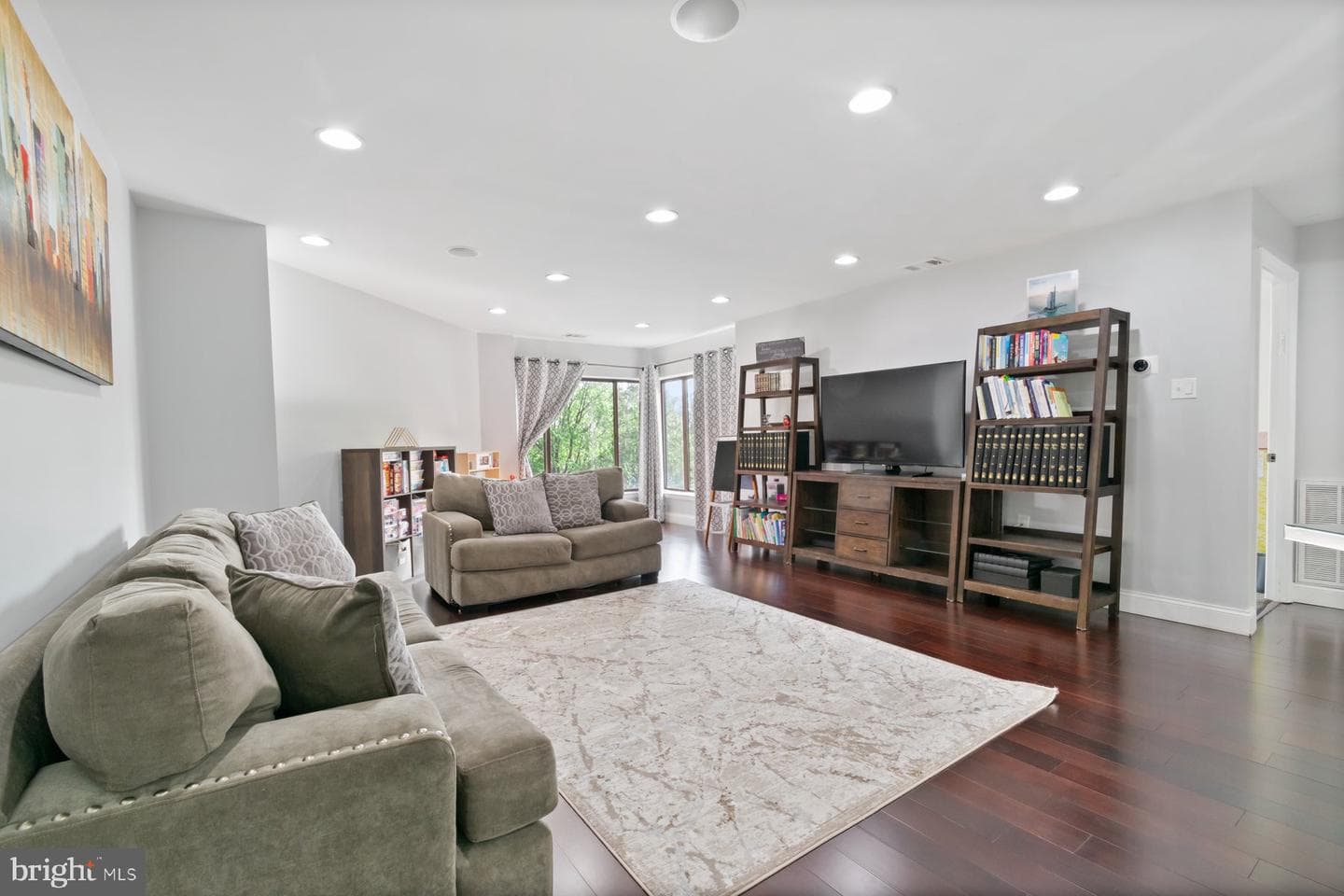 3021 Fallstaff Road #401b photo 8