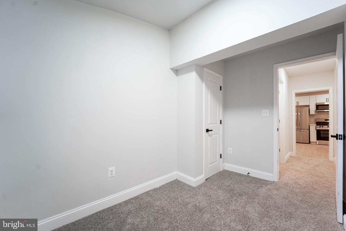 304 S Augusta Avenue photo 12