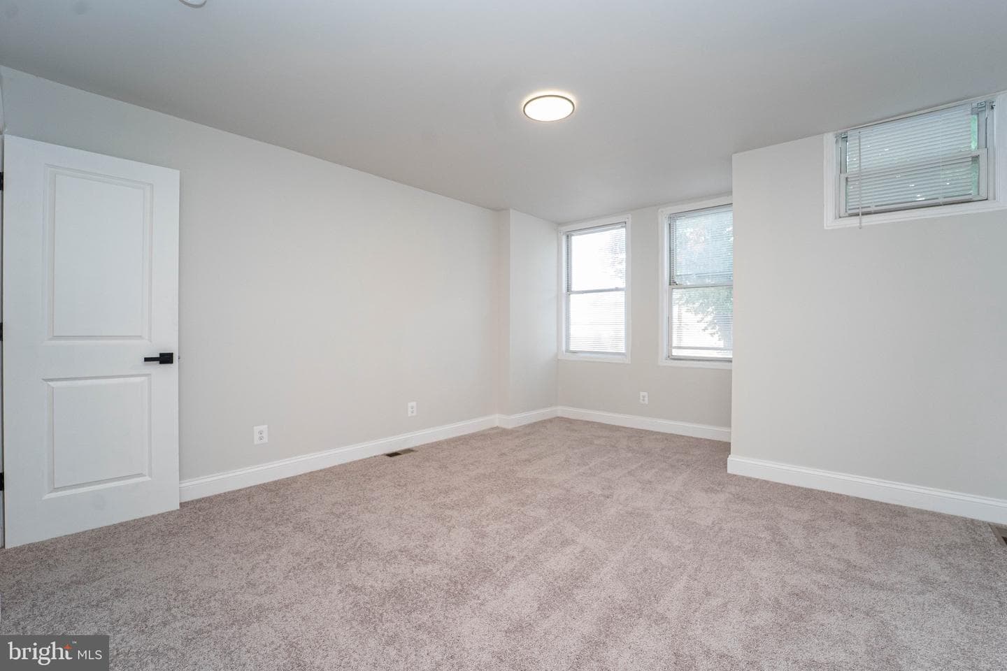 304 S Augusta Avenue photo 17