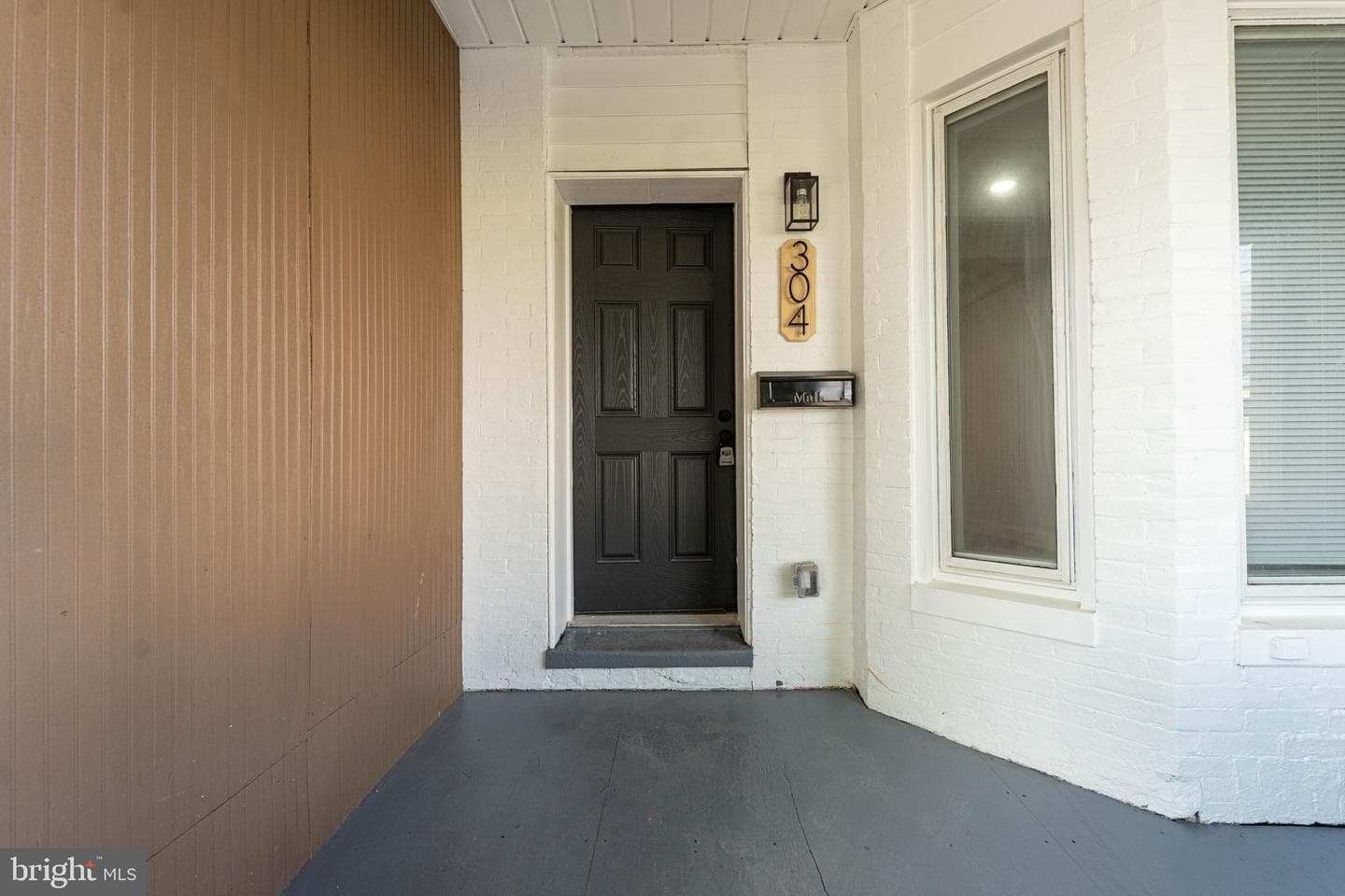 304 S Augusta Avenue photo 2