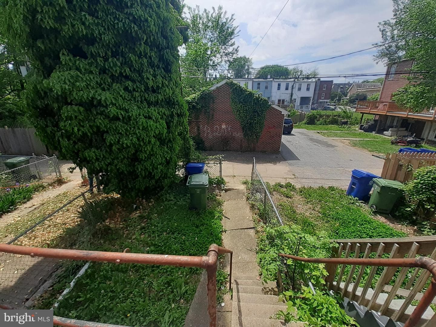 517 E 38th Street photo 16