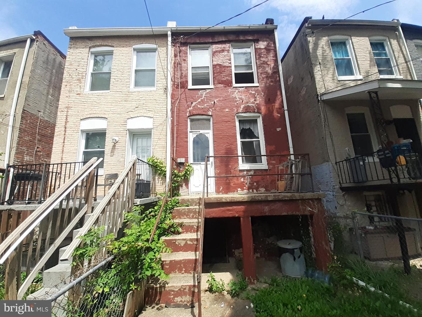 517 E 38th Street photo 17