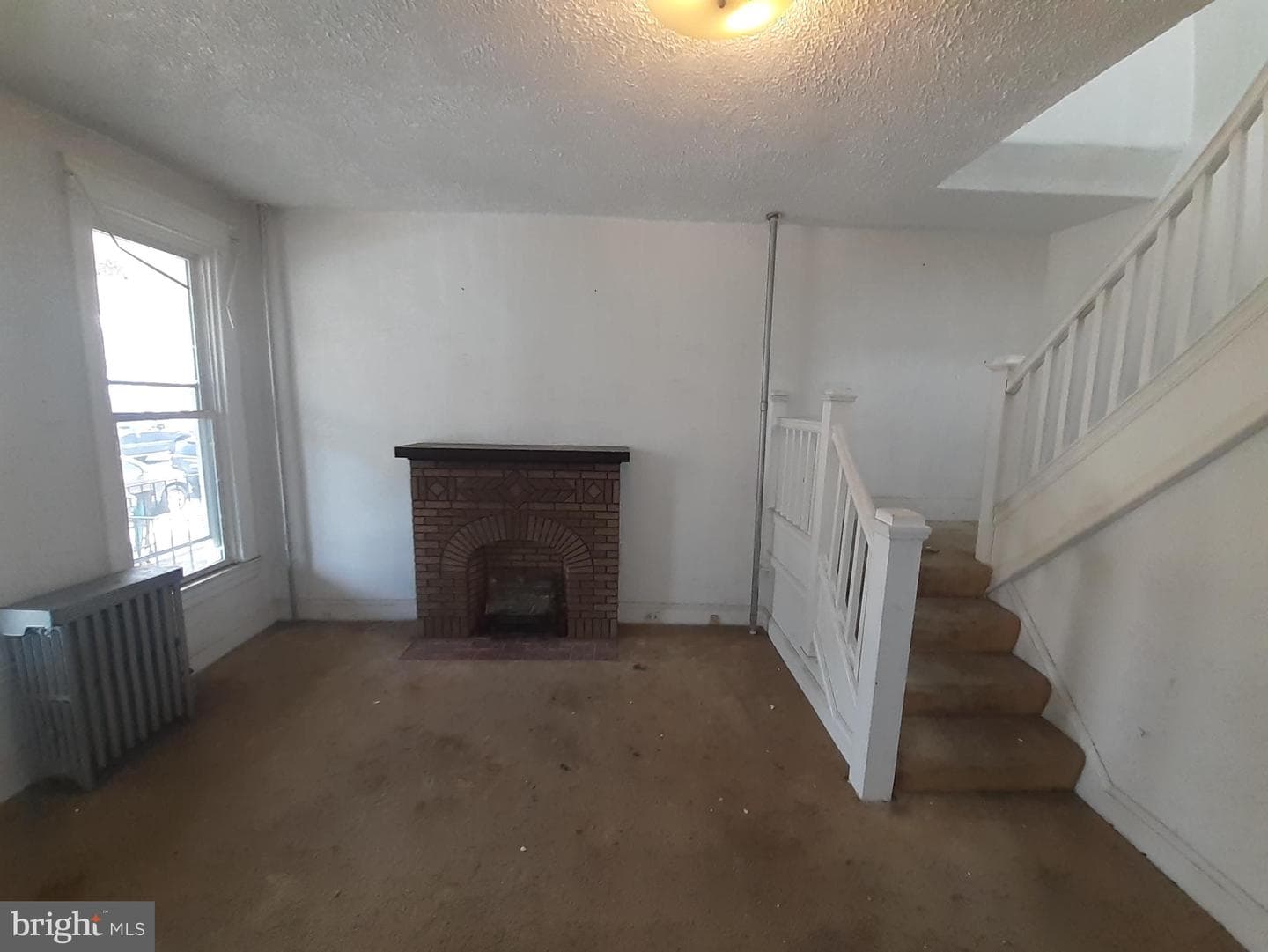 517 E 38th Street photo 4