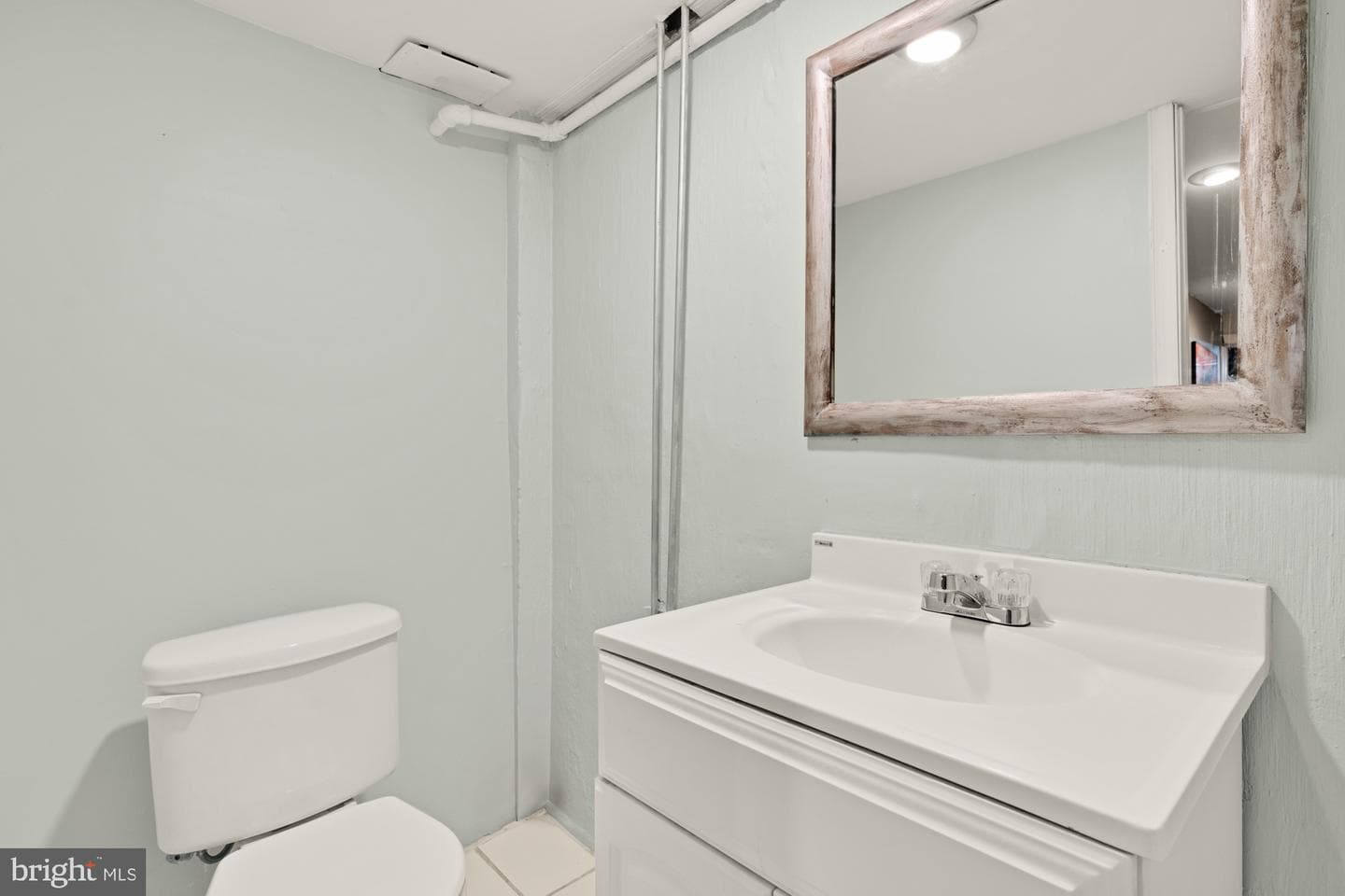 1220 Winston Avenue photo 36