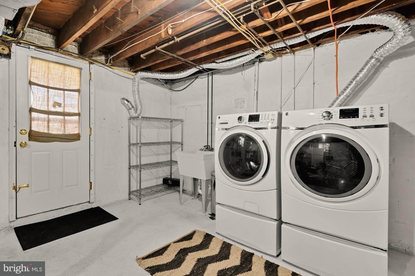 1220 Winston Avenue photo 39