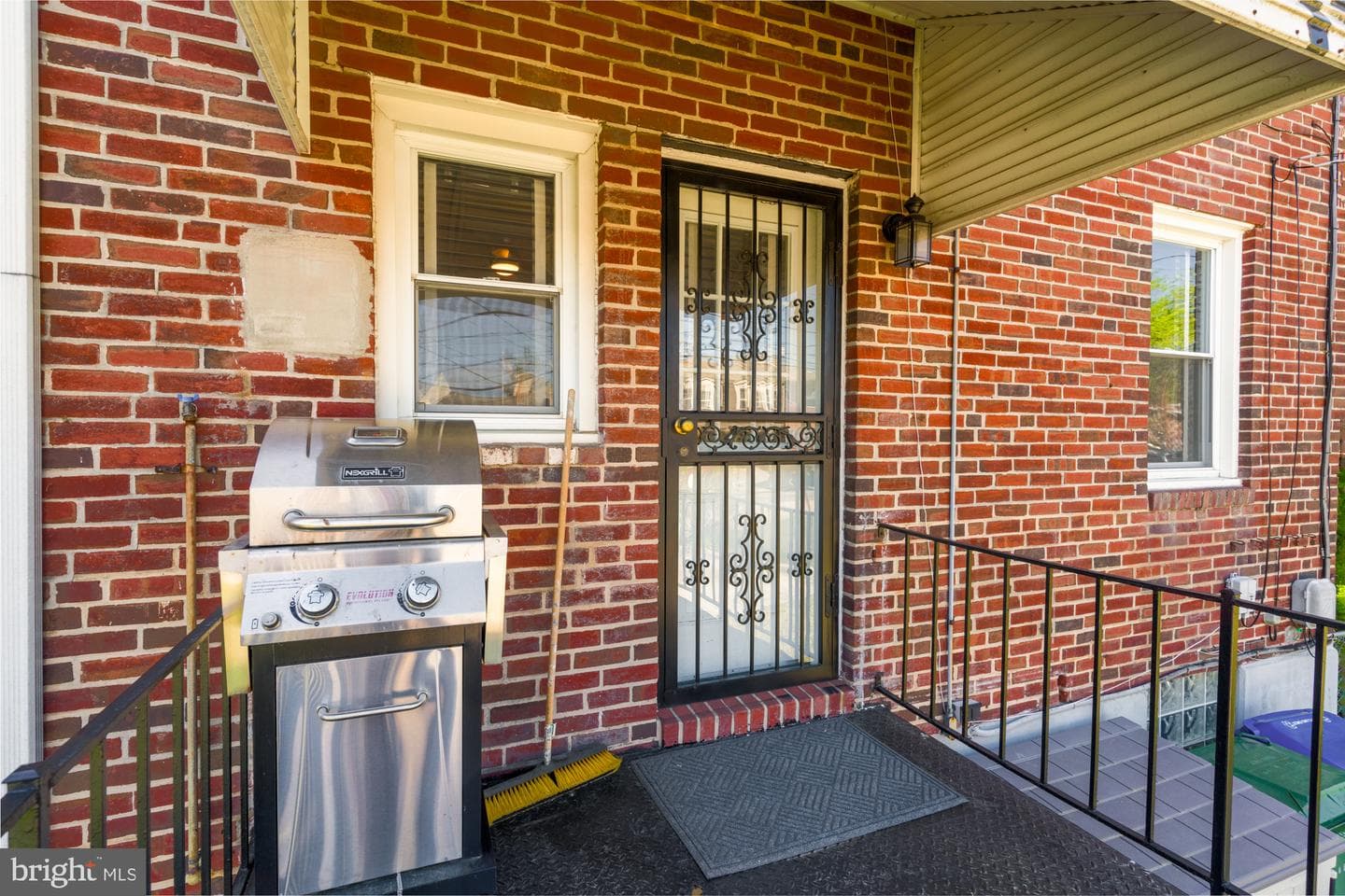1220 Winston Avenue photo 40