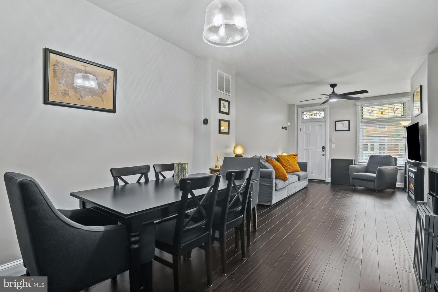 2030 Gough Street photo 5