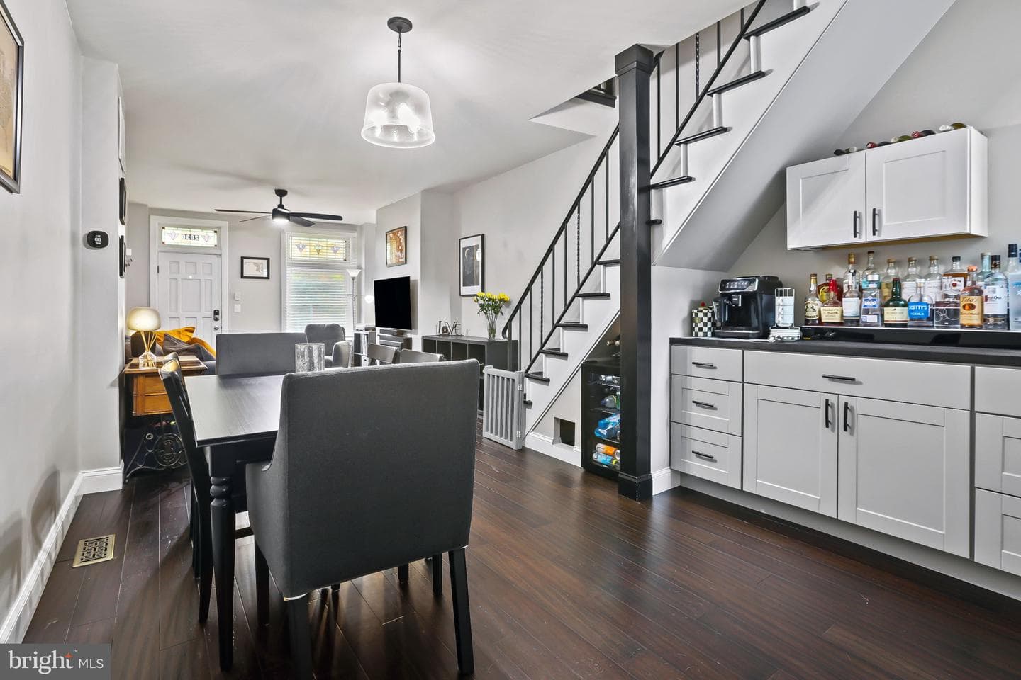 2030 Gough Street photo 8