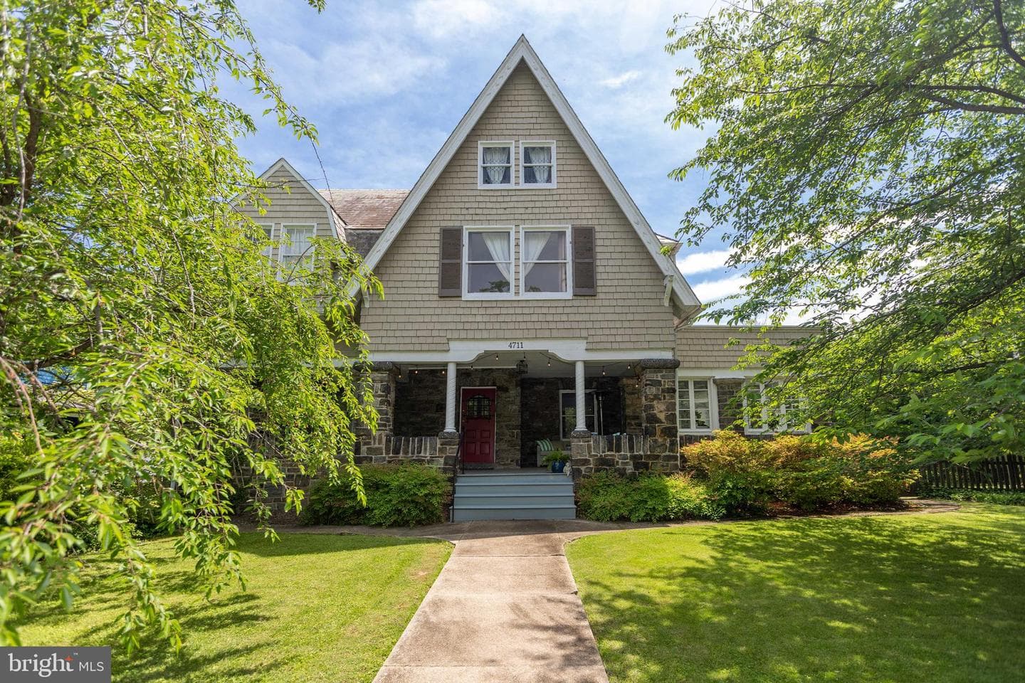 4711 Roland Avenue photo 2