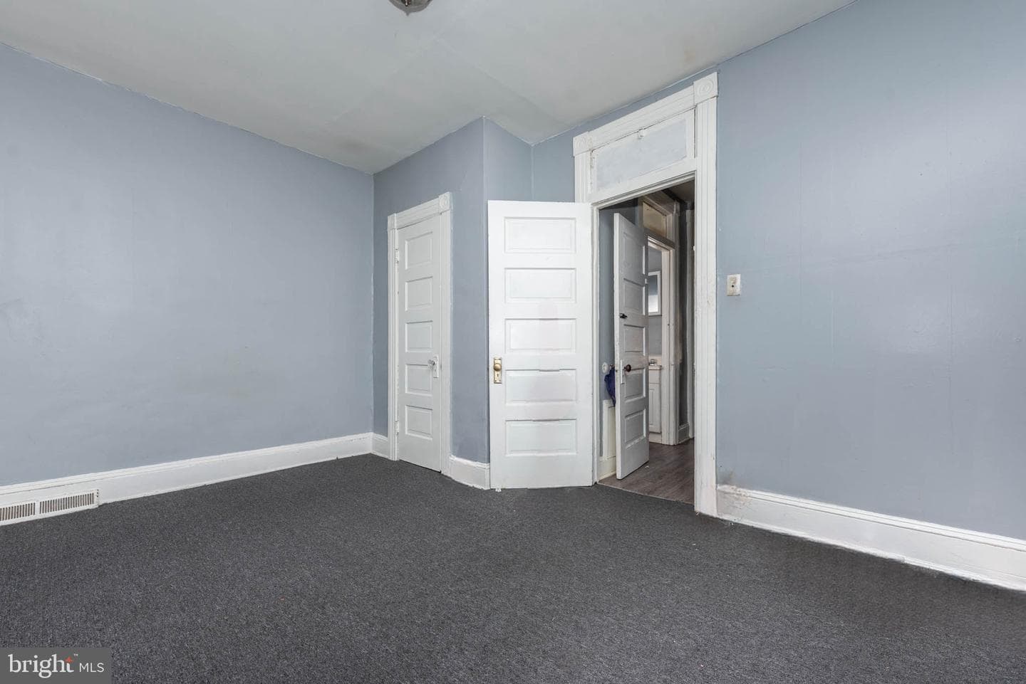 3026 Rayner Avenue photo 12