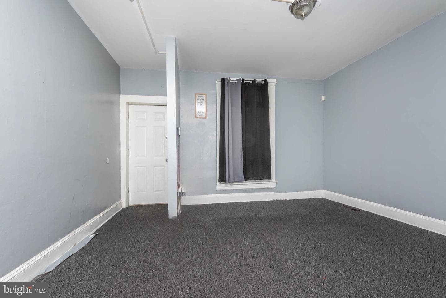 3026 Rayner Avenue photo 2
