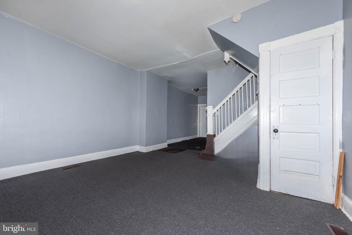 3026 Rayner Avenue photo 4