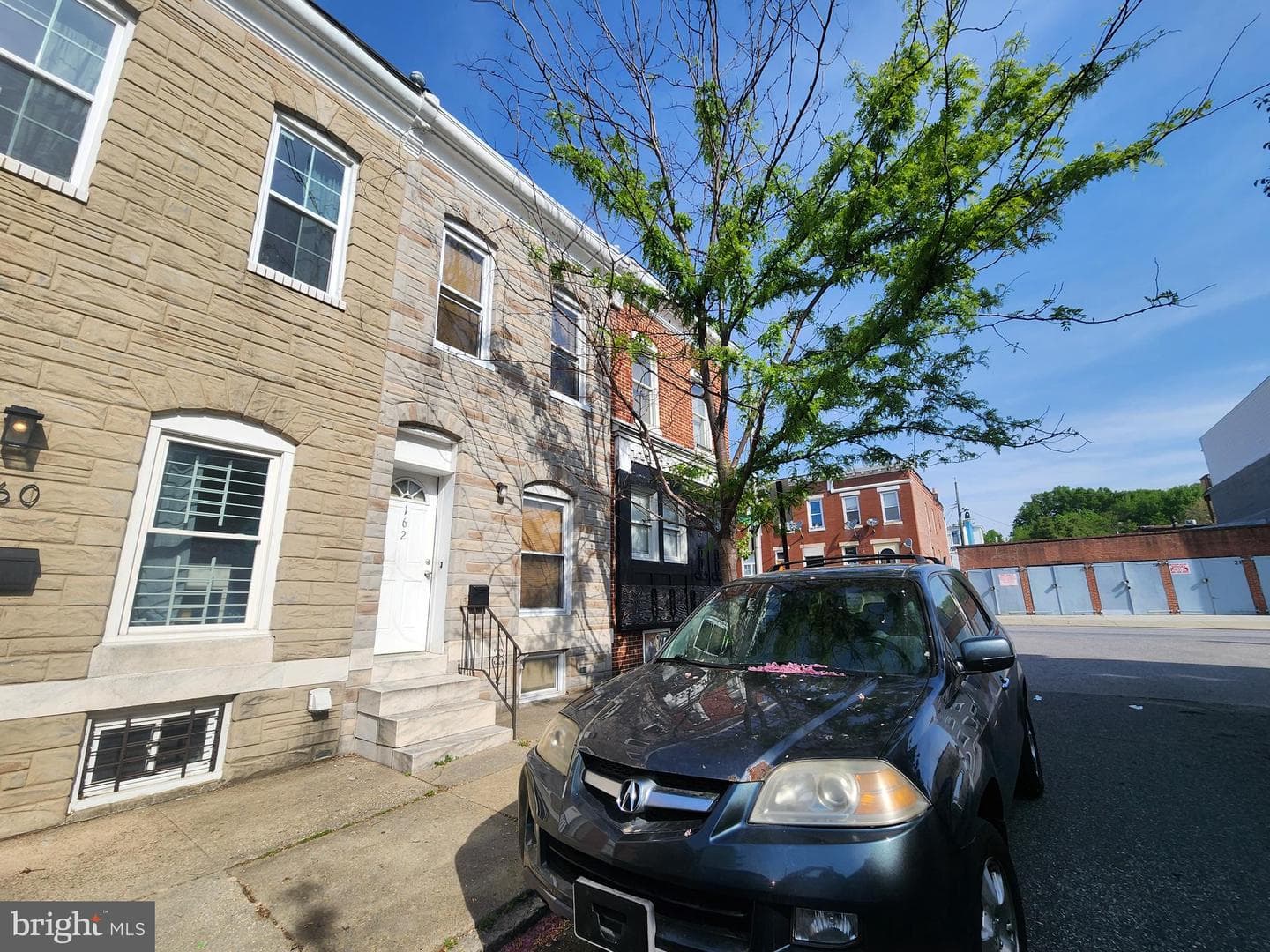 162 N Decker Avenue photo 2