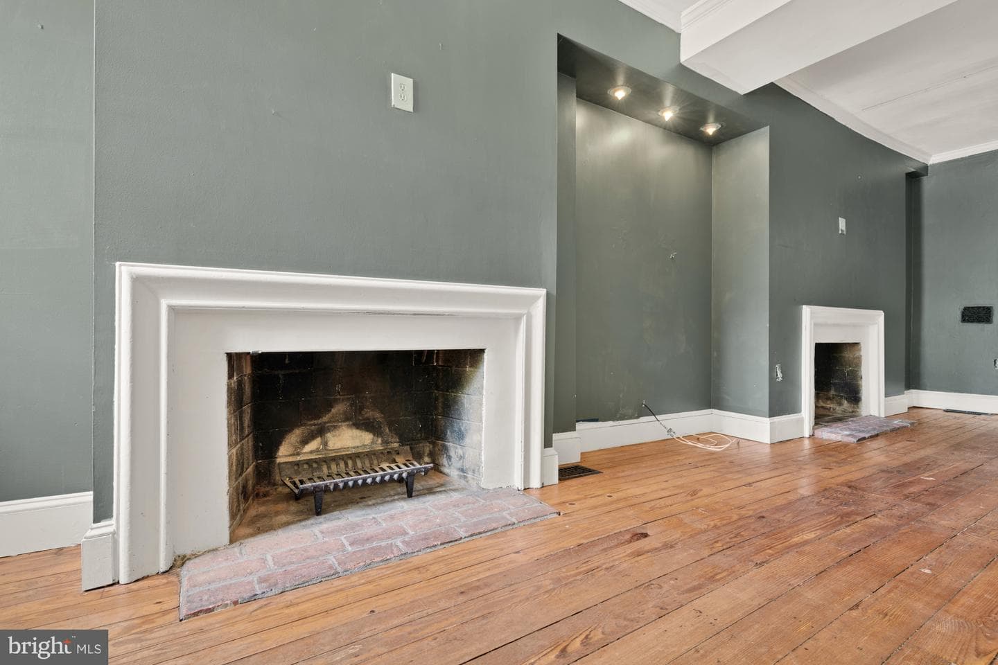 128 E Montgomery Street photo 5