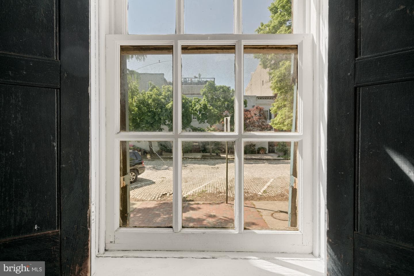 128 E Montgomery Street photo 7
