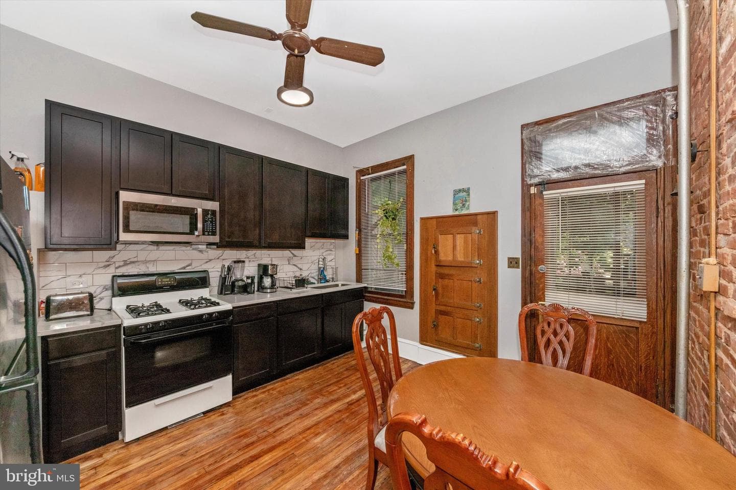 2411 Guilford Avenue photo 23