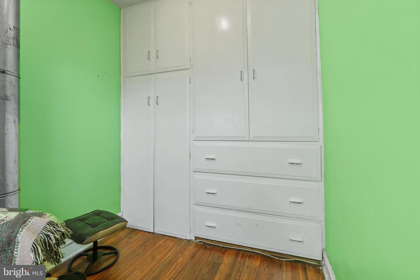 2411 Guilford Avenue photo 37