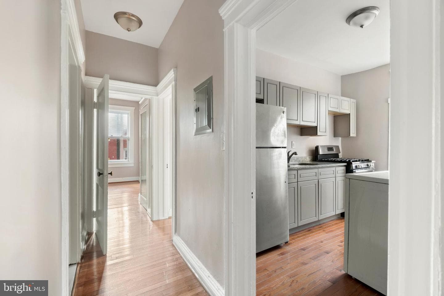 2524 Brookfield Avenue photo 19