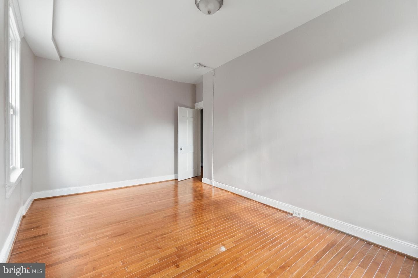 2524 Brookfield Avenue photo 24