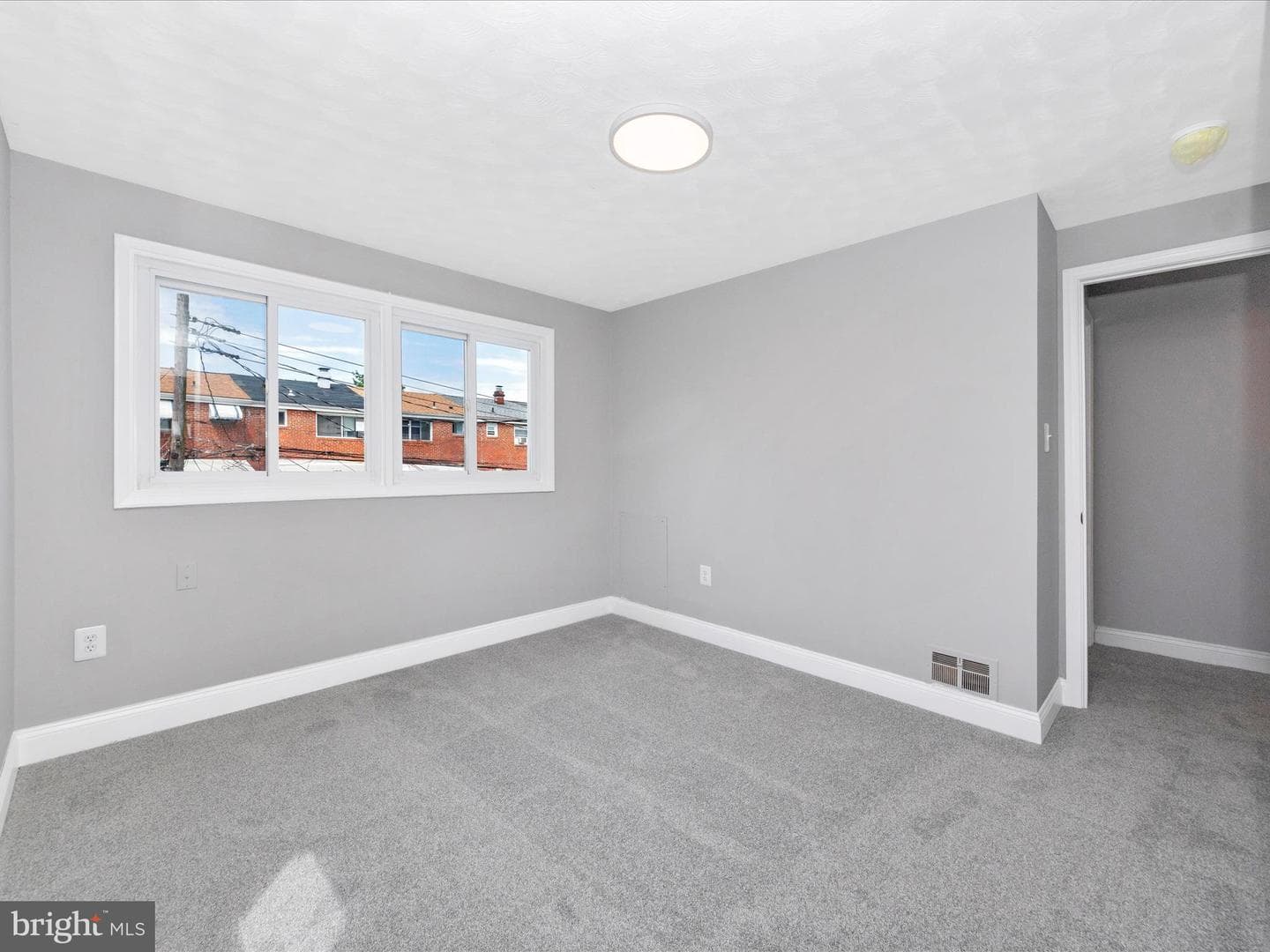 2100 Ashburton Street photo 27