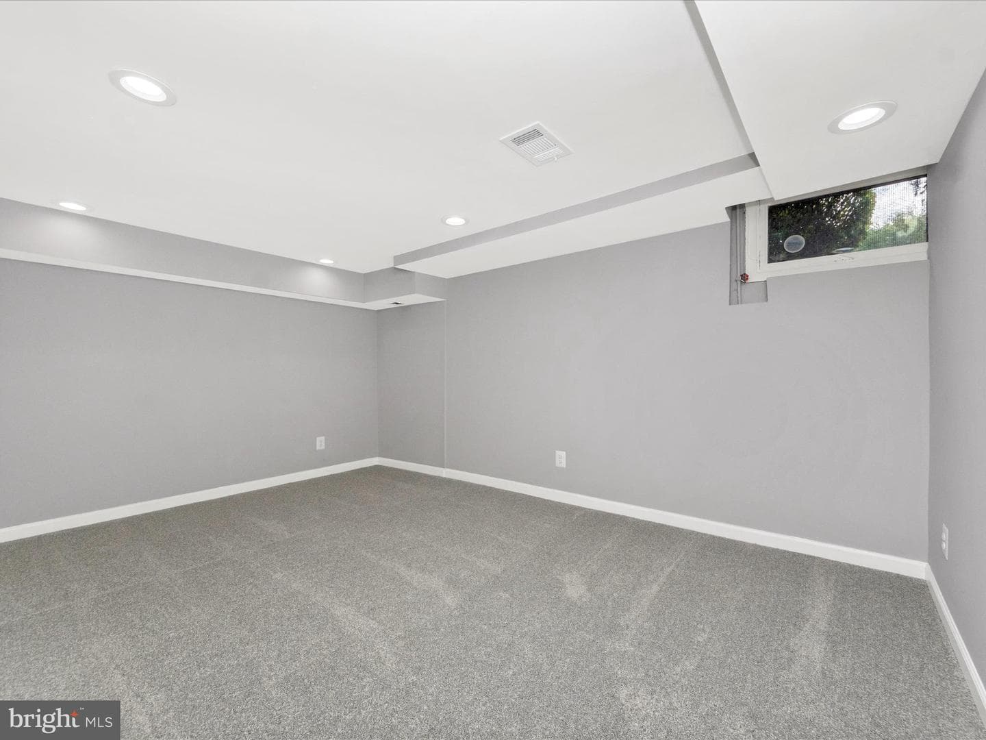 2100 Ashburton Street photo 34
