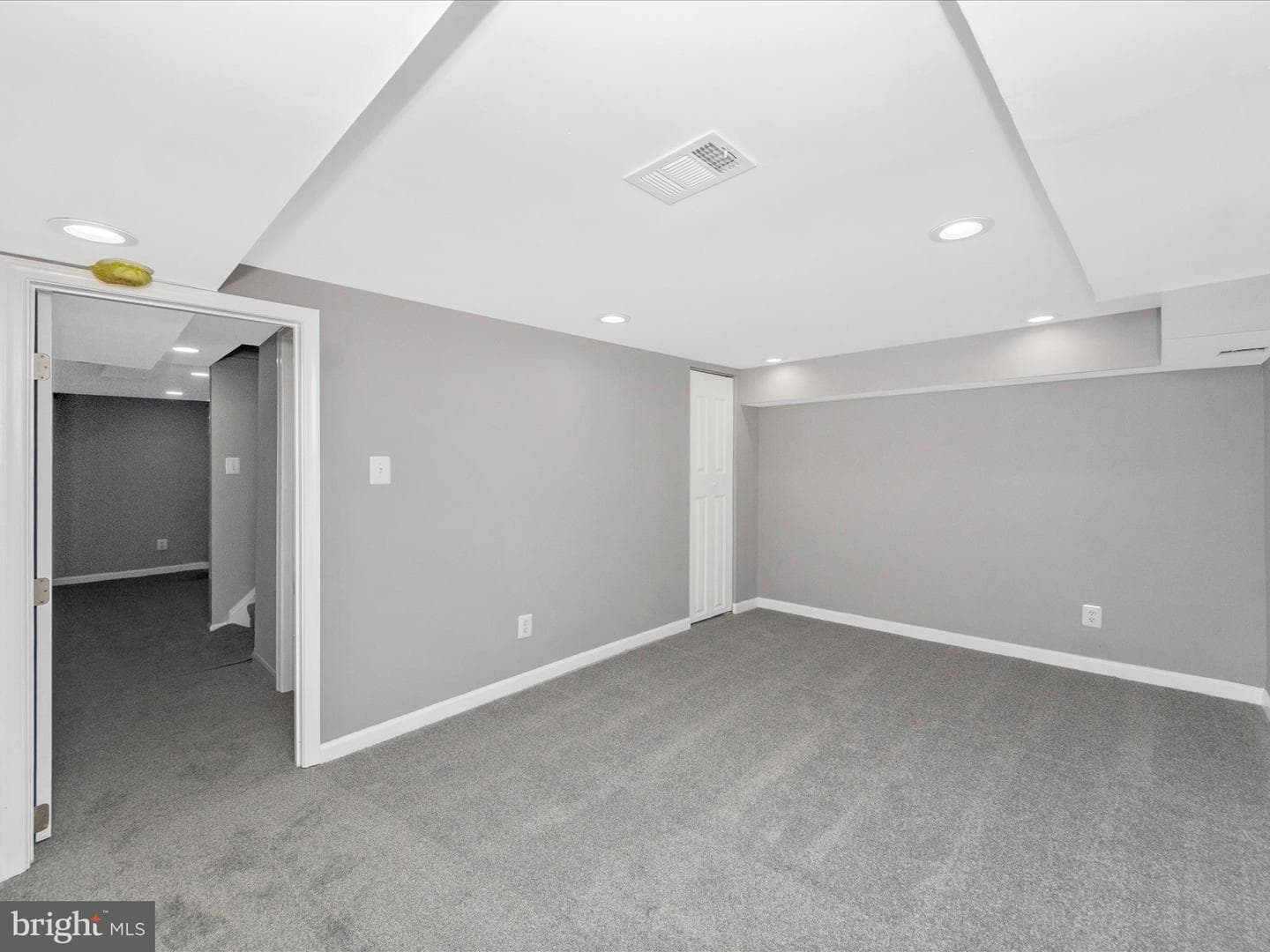 2100 Ashburton Street photo 35