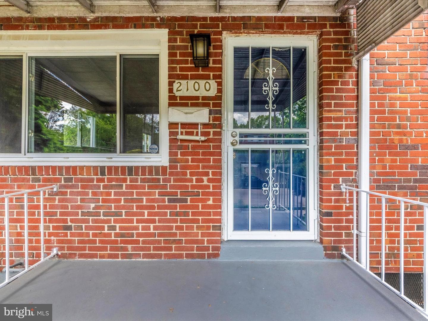2100 Ashburton Street photo 4