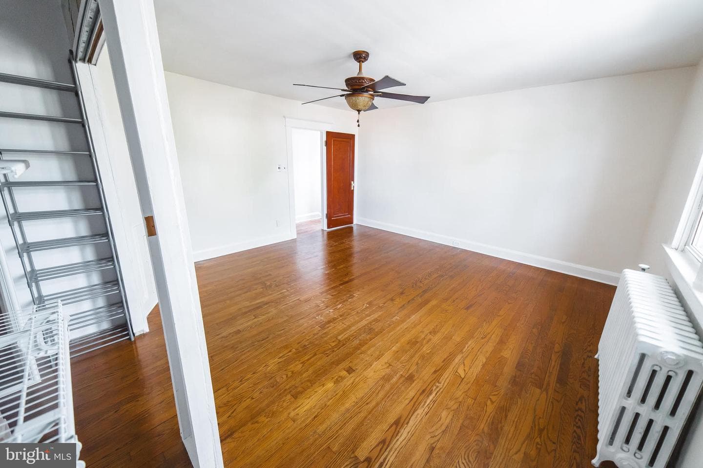 6419 Sefton Avenue photo 23