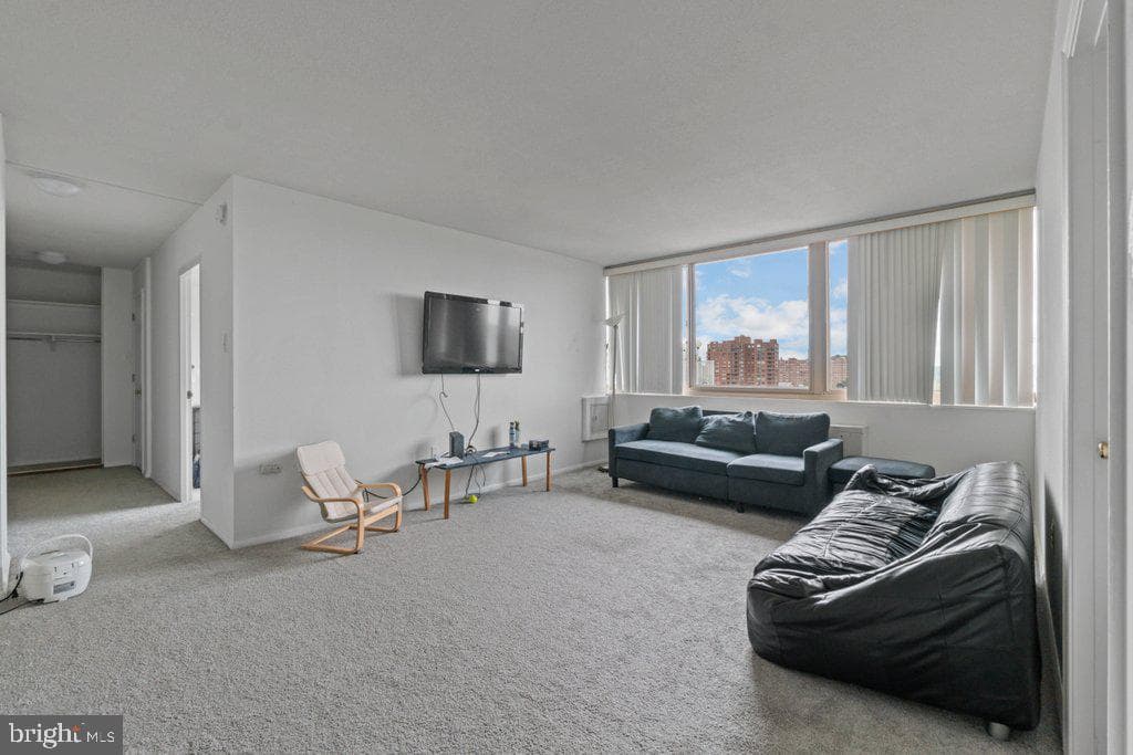1 E University Parkway #1502 photo 13