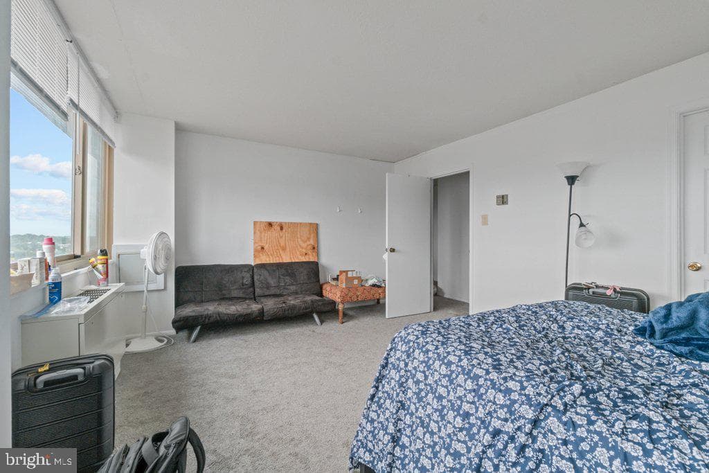 1 E University Parkway #1502 photo 22