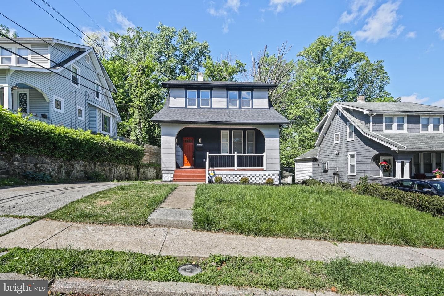 2916 N Loudon Avenue photo 2
