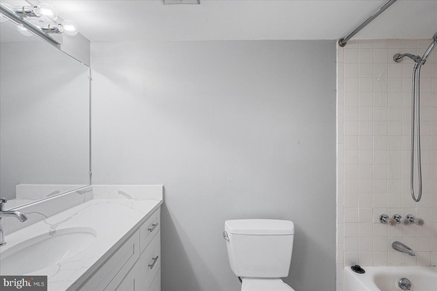 6317 Park Heights Avenue #616 photo 22