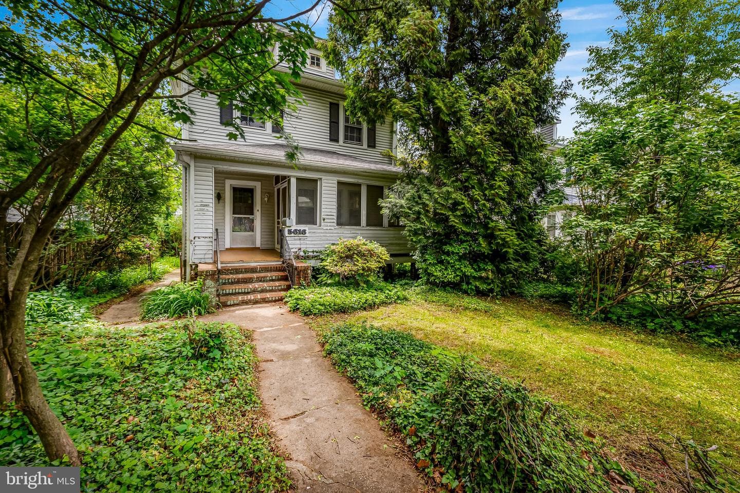 5616 Greenspring Avenue photo 1