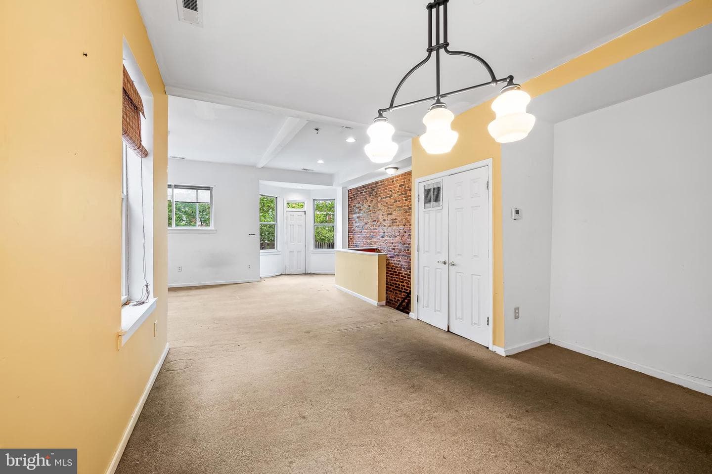 807 Whitelock Street photo 7
