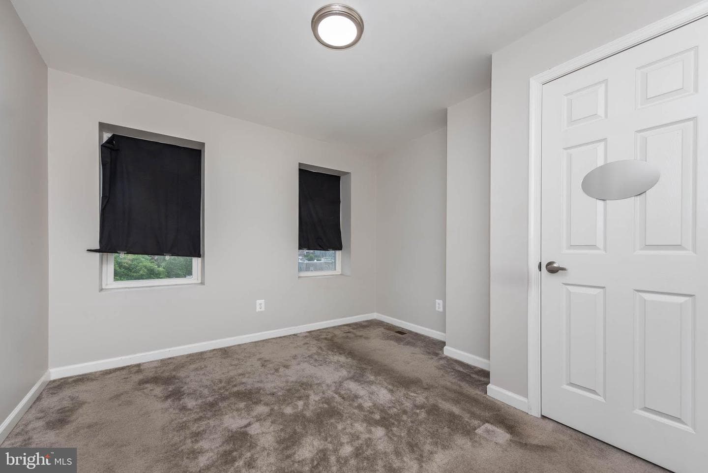 2108 E Hoffman Street photo 14