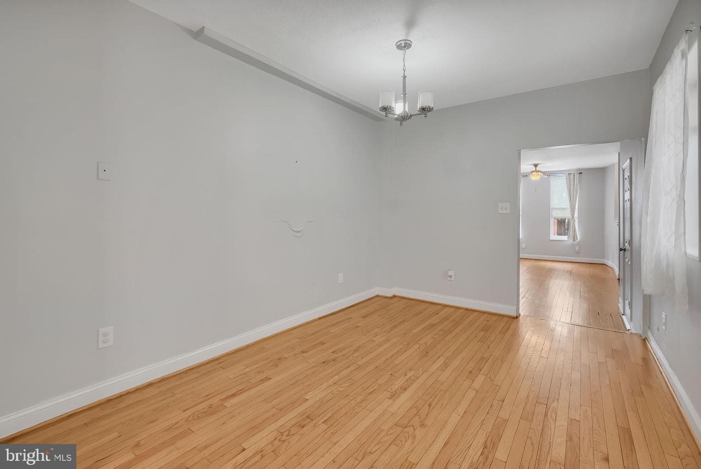 1513 S Charles Street S photo 12