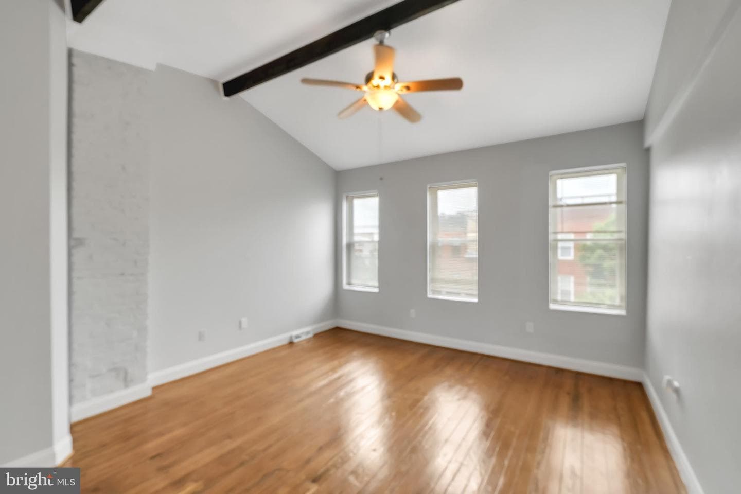 1513 S Charles Street S photo 21