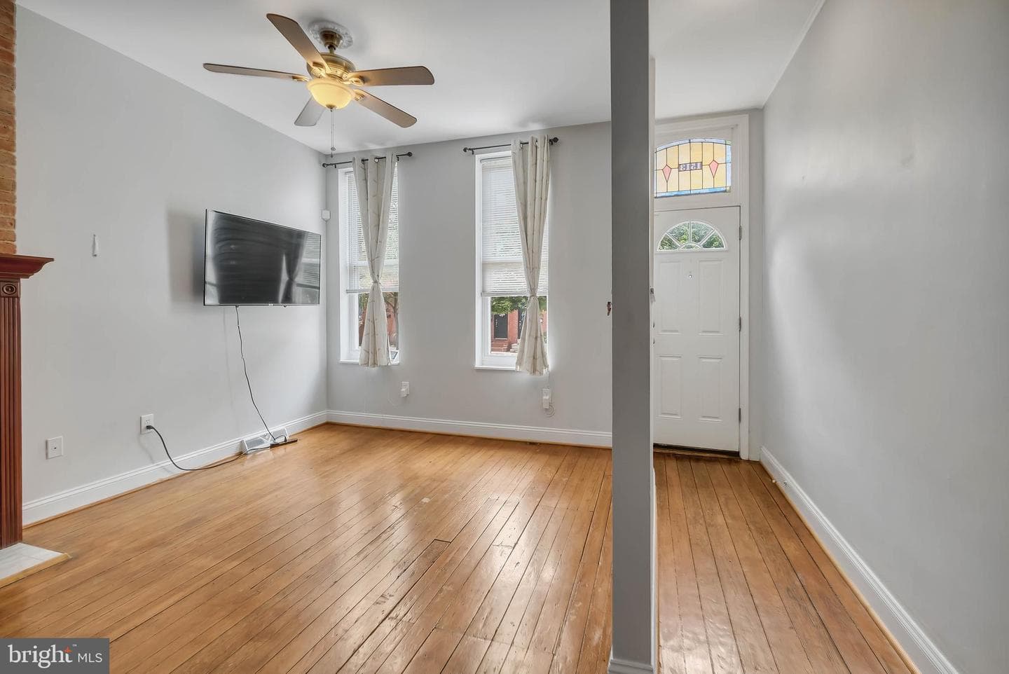 1513 S Charles Street S photo 7