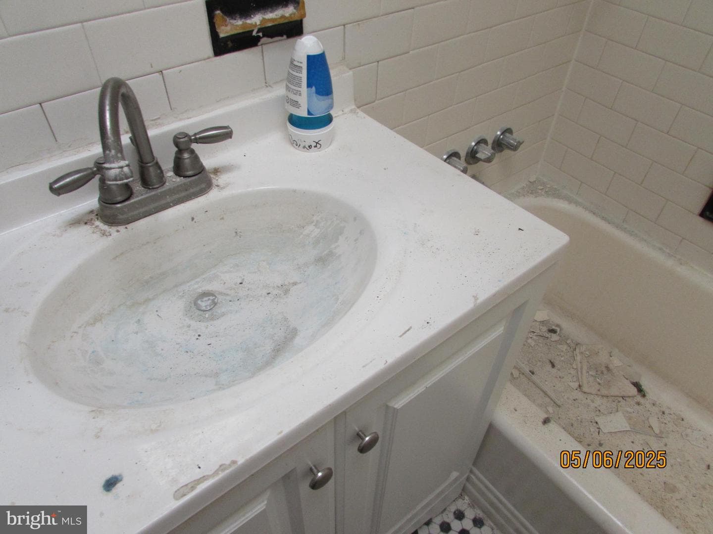 507 Allendale Street photo 24