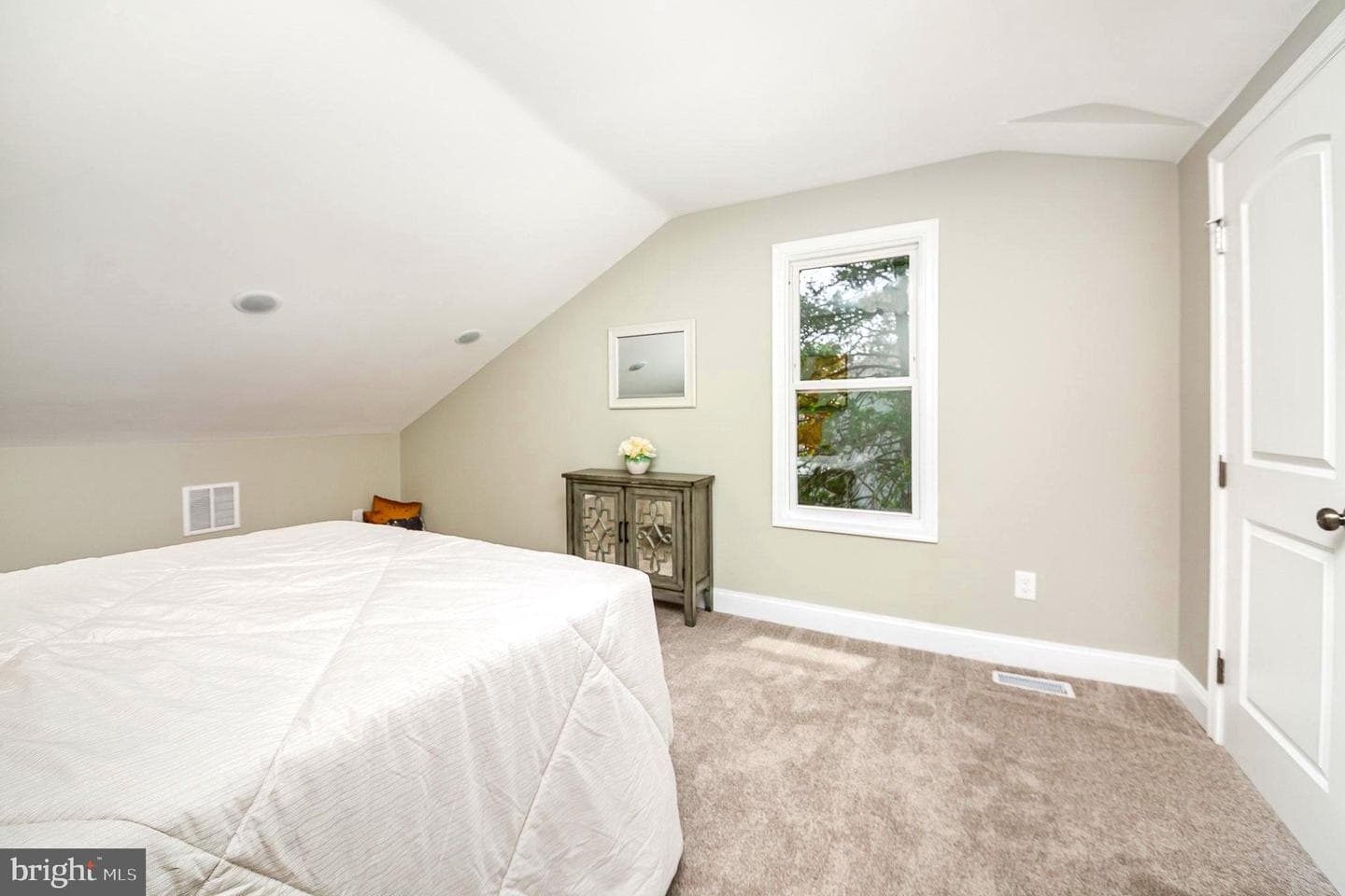 5611 Pilgrim Road photo 17