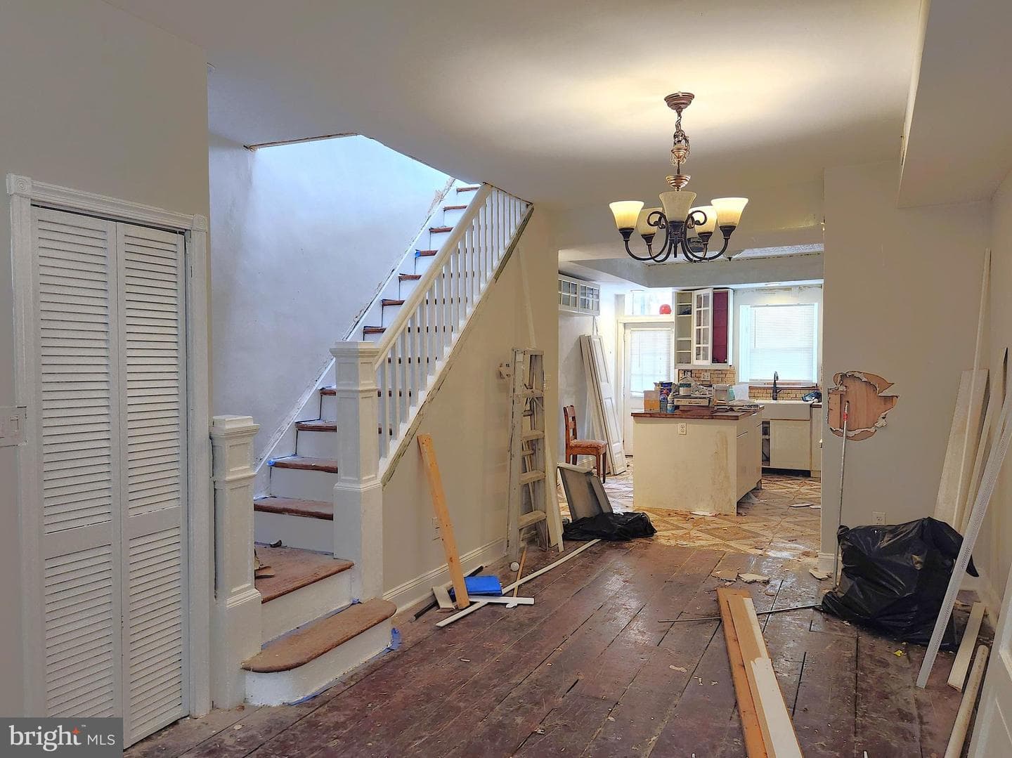 18 S East Avenue photo 4