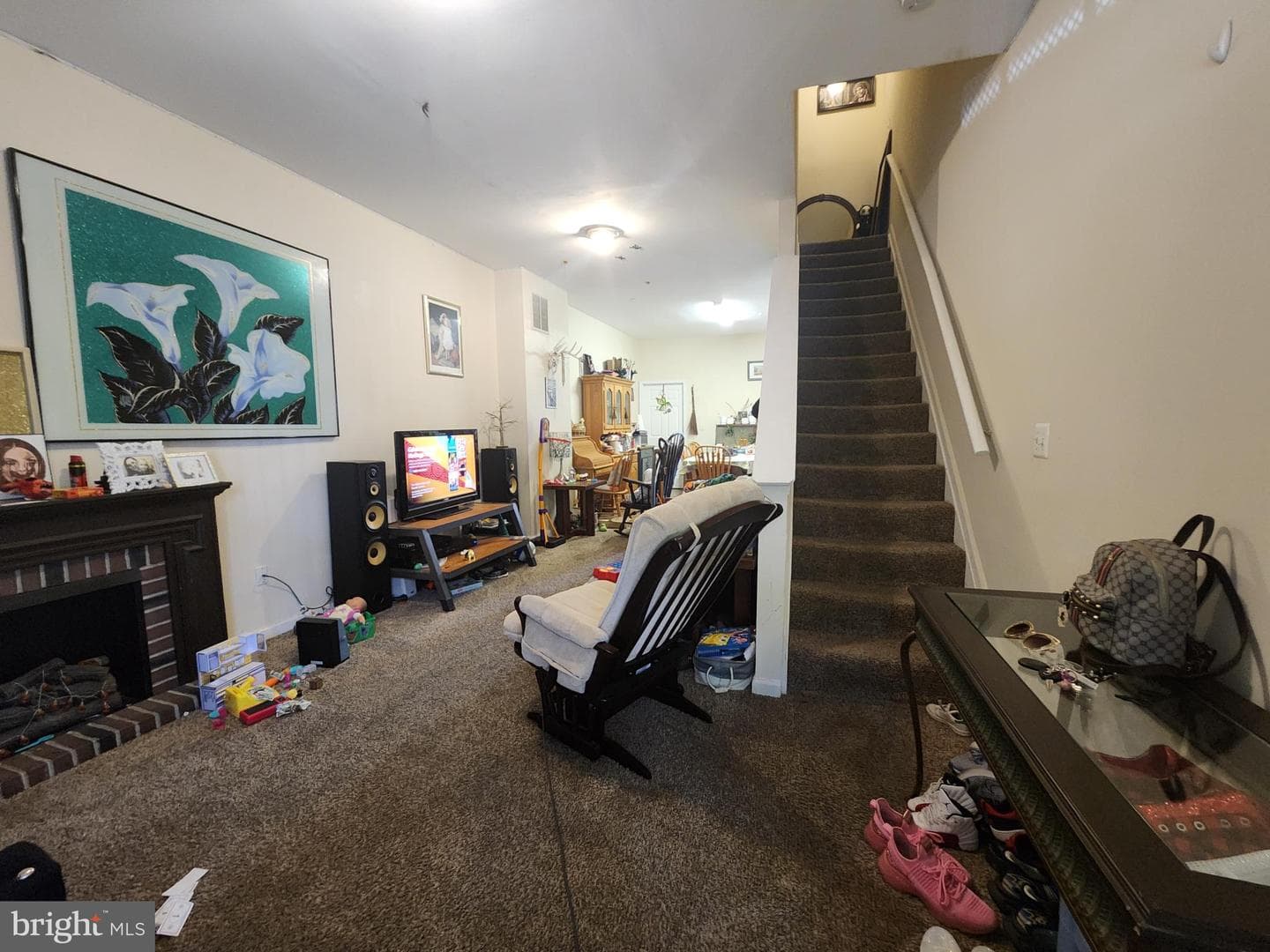 321 E 21st Street photo 3