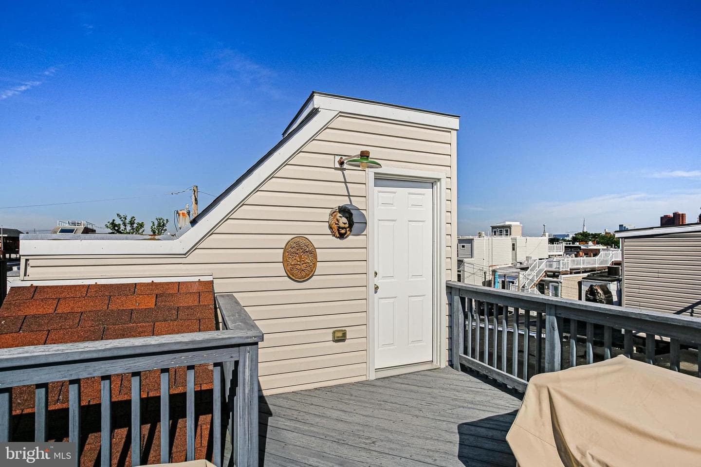 1508 Henry Street photo 25