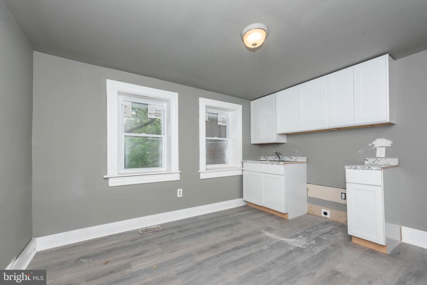 1412 W Baltimore Street photo 12