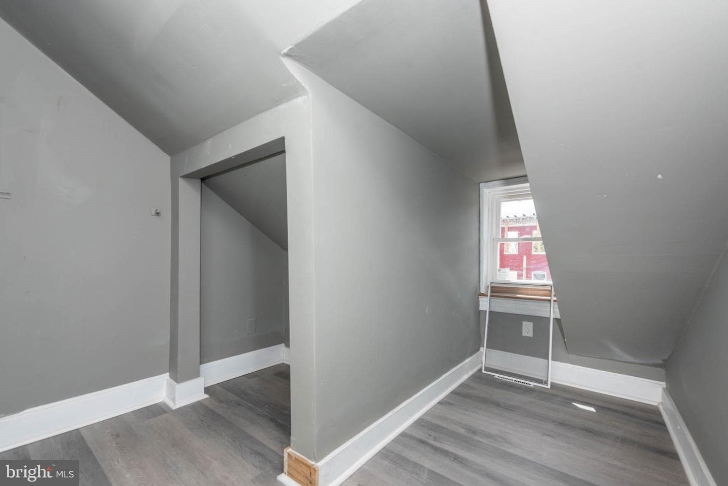 1412 W Baltimore Street photo 14